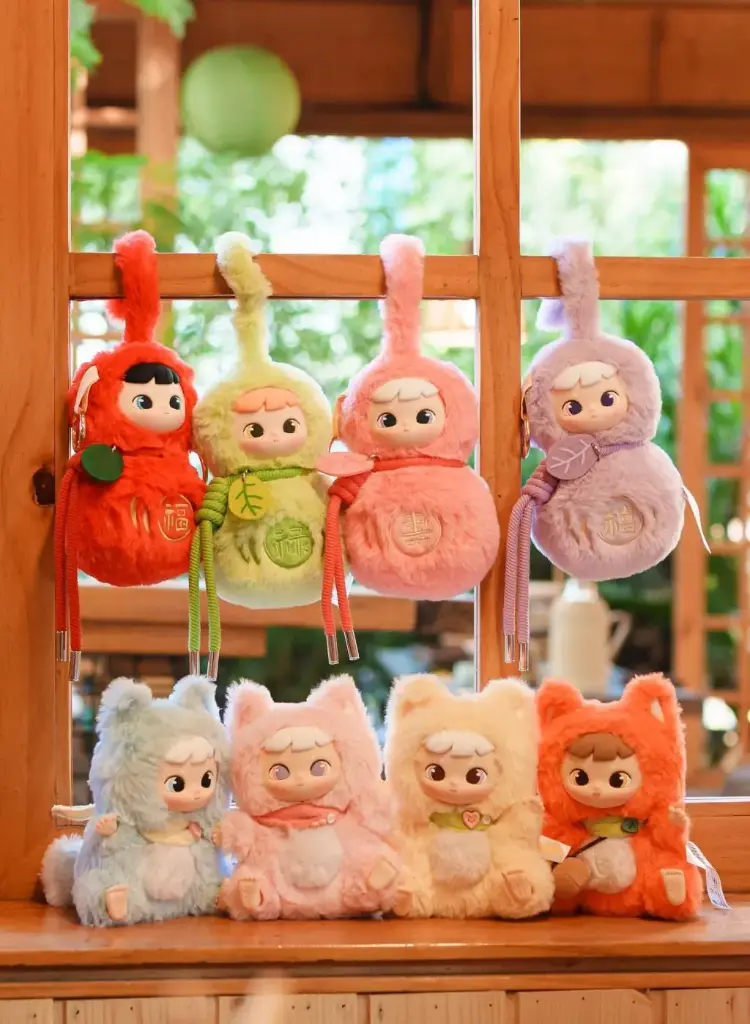 Cimmy Hulu and Fox Mystery box